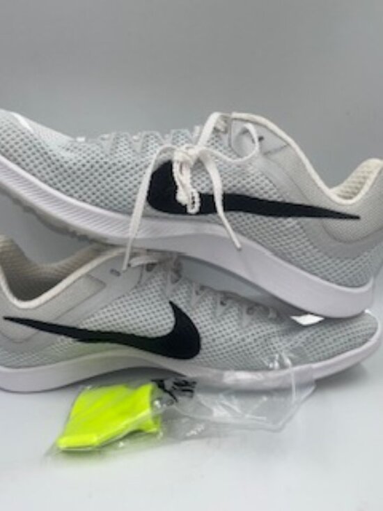 NEW Nike Zoom Rival Distance Track Shoes Spikes Mens Size 7.5 Middle / Long NWOB main image 7